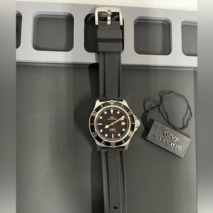 Glycine 42mm Combat Sub Automatic dive watch